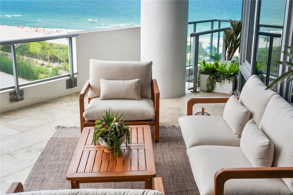 101 20th St Th B #TH-B 1505 Miami Beach, FL 33139