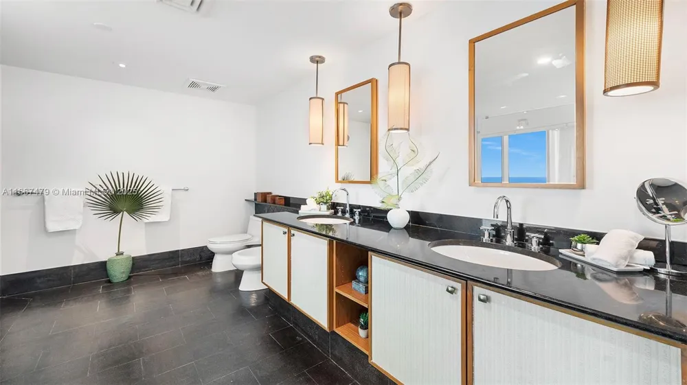 101 20th St Th B #TH-B 1505 Miami Beach, FL 33139