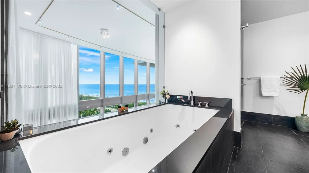 101 20th St Th B #TH-B 1505 Miami Beach, FL 33139