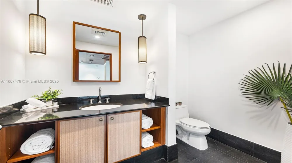 101 20th St Th B #TH-B 1505 Miami Beach, FL 33139