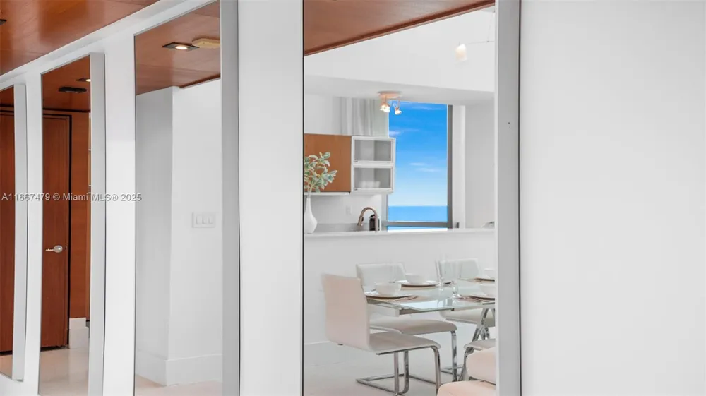 101 20th St Th B #TH-B 1505 Miami Beach, FL 33139