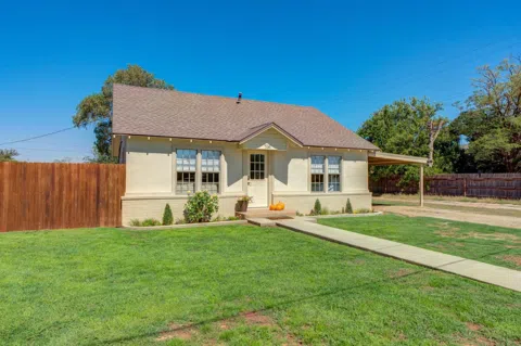 708 3rd Street