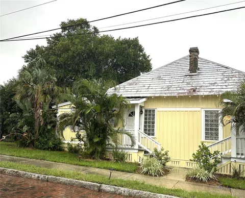 109 HIBISCUS STREET #1
