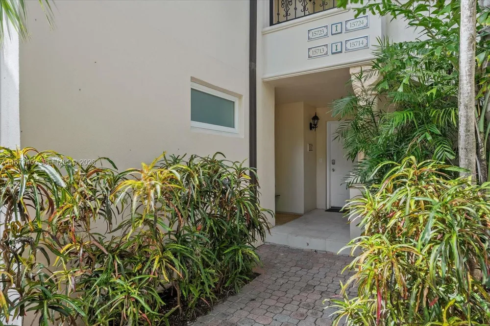 15713 Fisher Island Dr #15713 Miami Beach, FL 33109