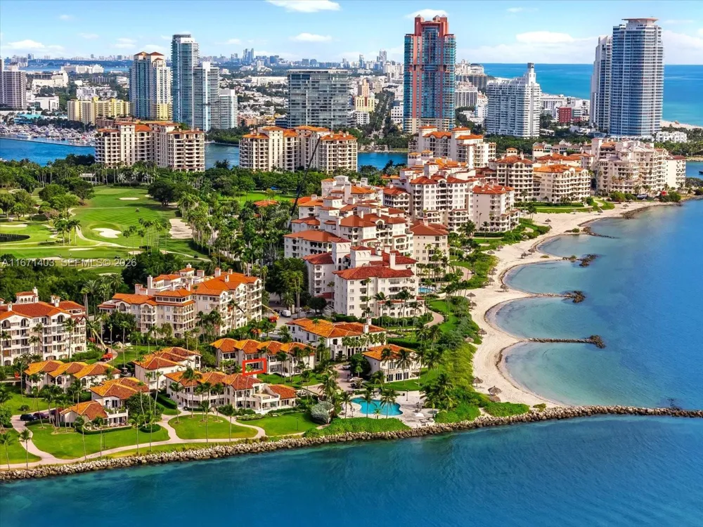 15713 Fisher Island Dr #15713 Miami Beach, FL 33109