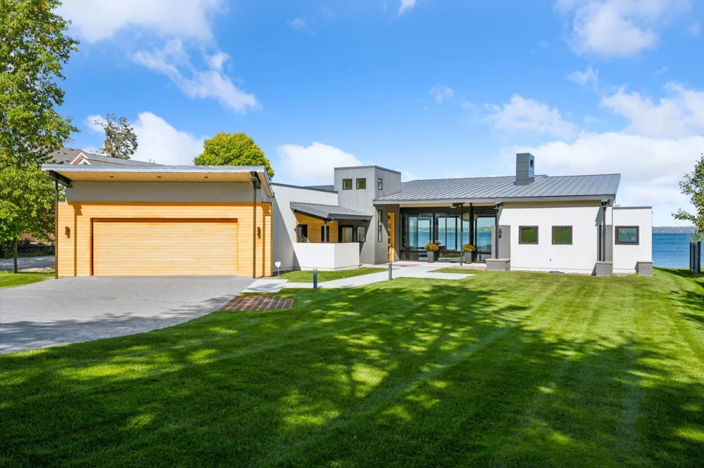 355 Lake Avenue S Spicer, MN 56288