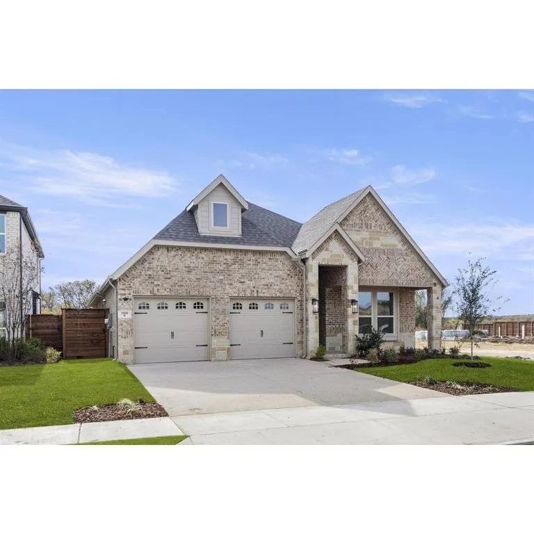 2000 Harmony Pine Way Mesquite, TX 75181