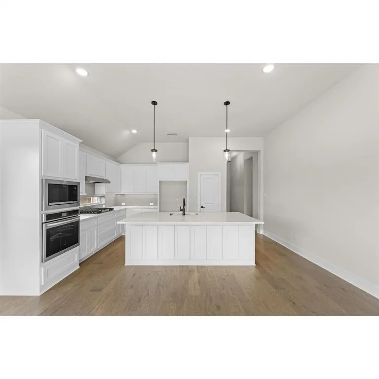 2000 Harmony Pine Way Mesquite, TX 75181