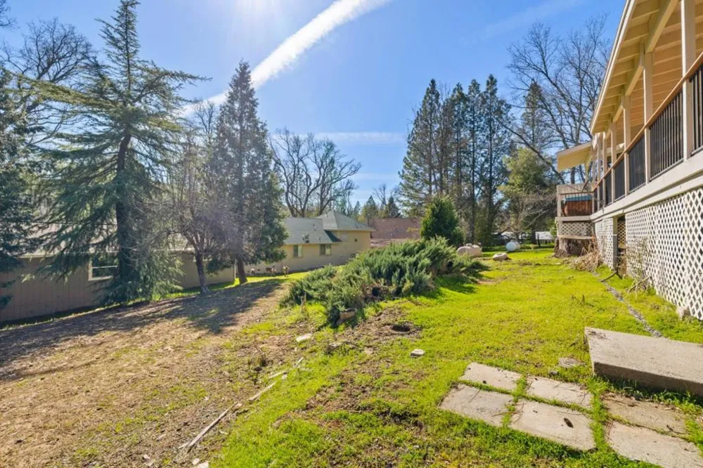 19501 Chaffee Circle Groveland, CA 95321