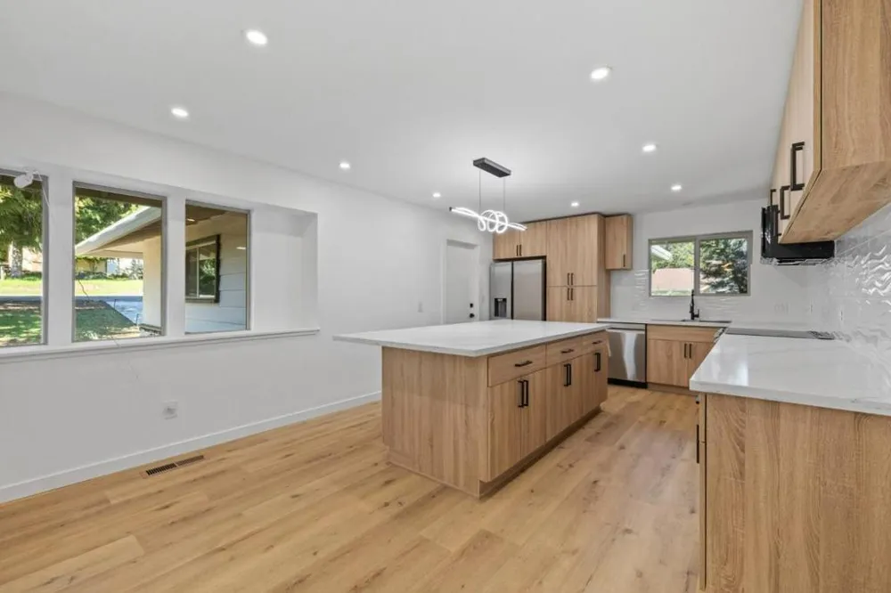 19501 Chaffee Circle Groveland, CA 95321