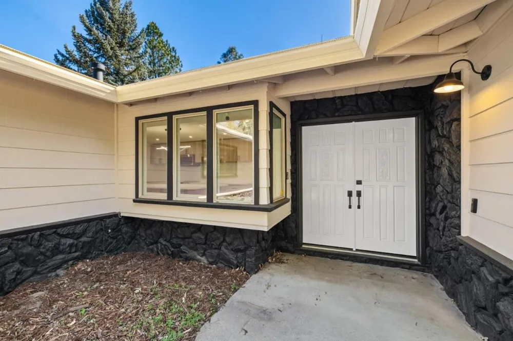 19501 Chaffee Circle Groveland, CA 95321