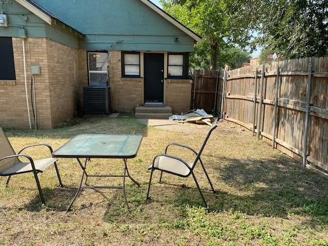 2124 16th Street Lubbock, TX 79401