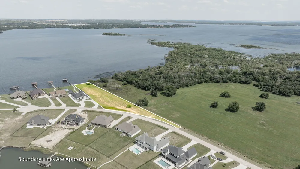 1800 S Laguna S Pelican Bay, TX 76020