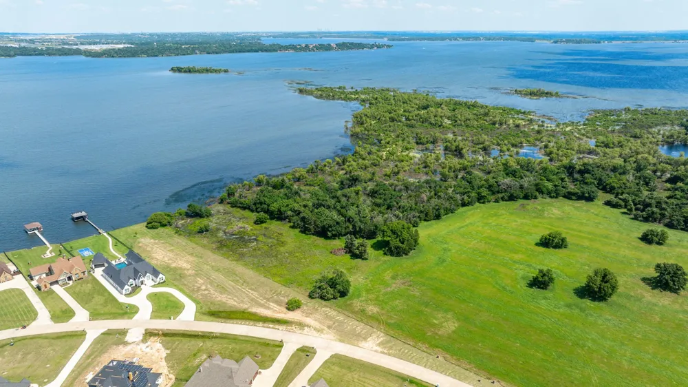 1800 S Laguna S Pelican Bay, TX 76020