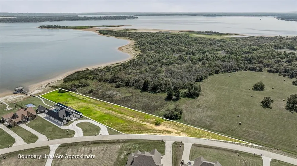 1800 S Laguna S Pelican Bay, TX 76020