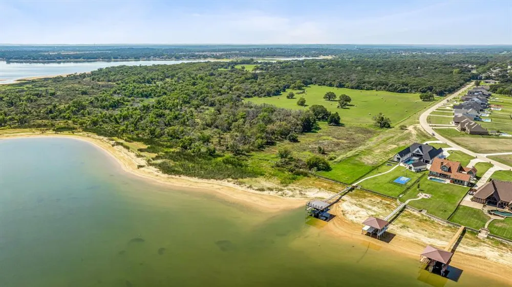 1800 S Laguna S Pelican Bay, TX 76020