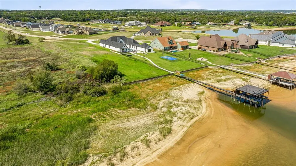 1800 S Laguna S Pelican Bay, TX 76020