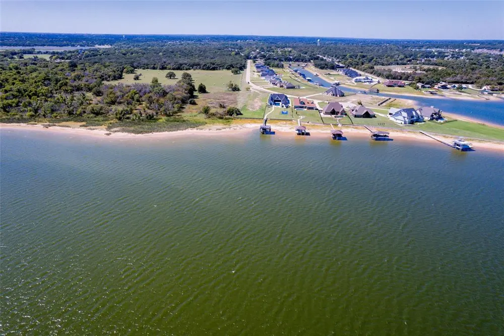 1800 S Laguna S Pelican Bay, TX 76020