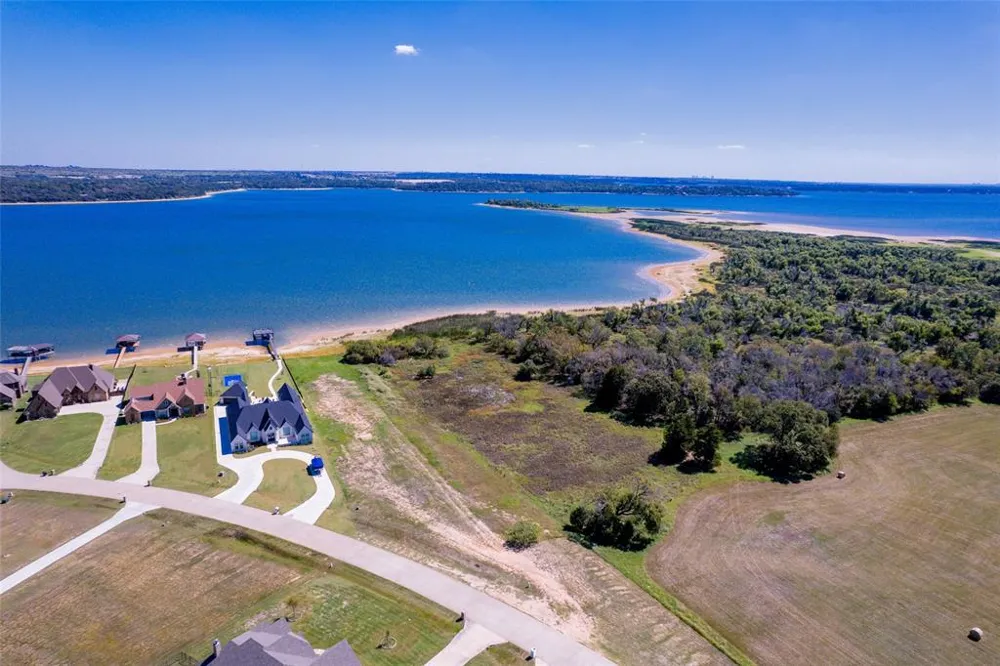 1800 S Laguna S Pelican Bay, TX 76020