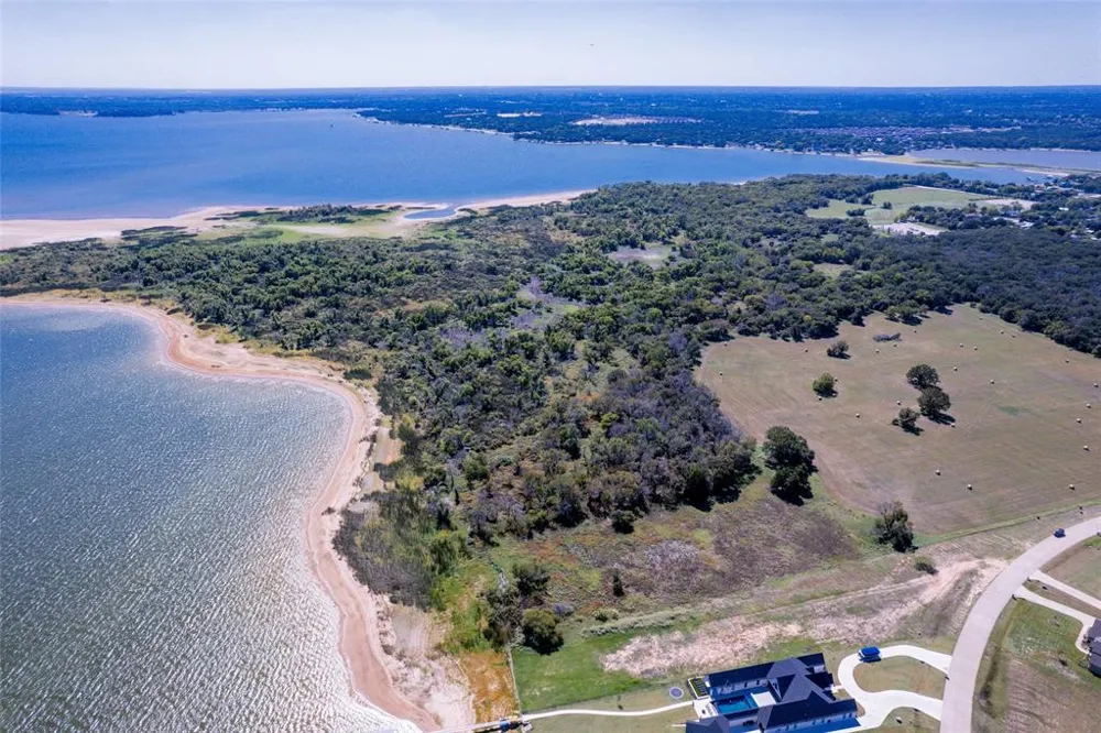 1800 S Laguna S Pelican Bay, TX 76020