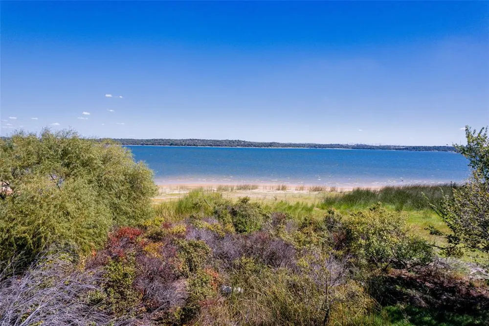 1800 S Laguna S Pelican Bay, TX 76020