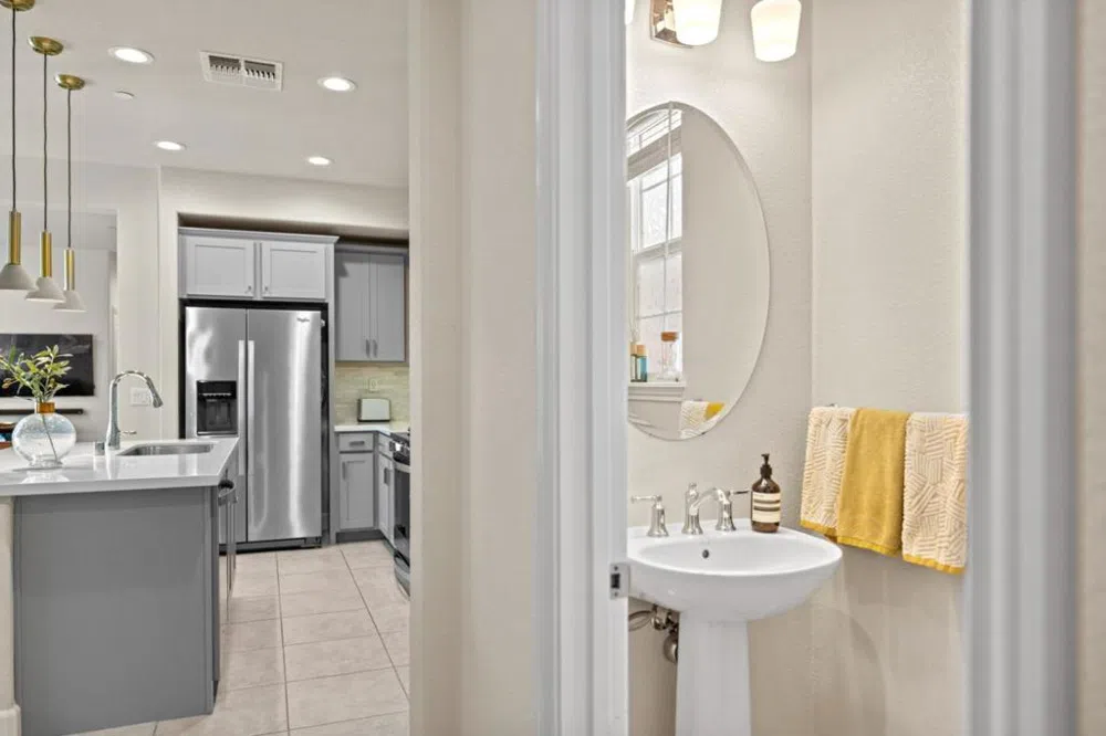 21572 Ord Ave. Marina, CA 93933
