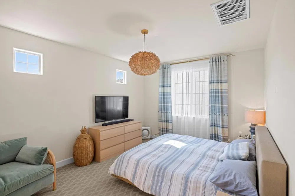 21572 Ord Ave. Marina, CA 93933