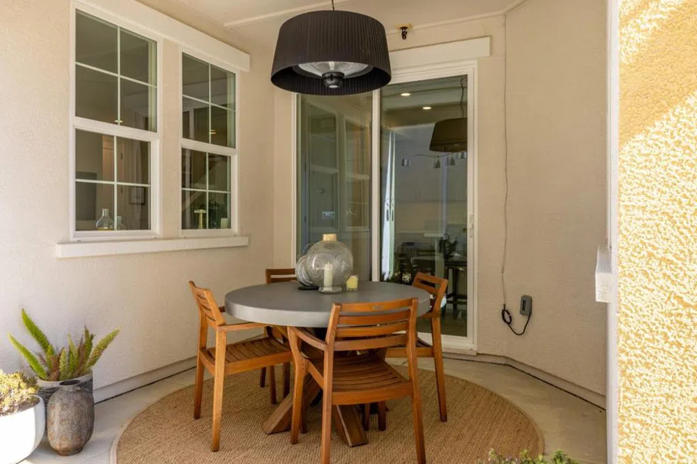 21572 Ord Ave. Marina, CA 93933