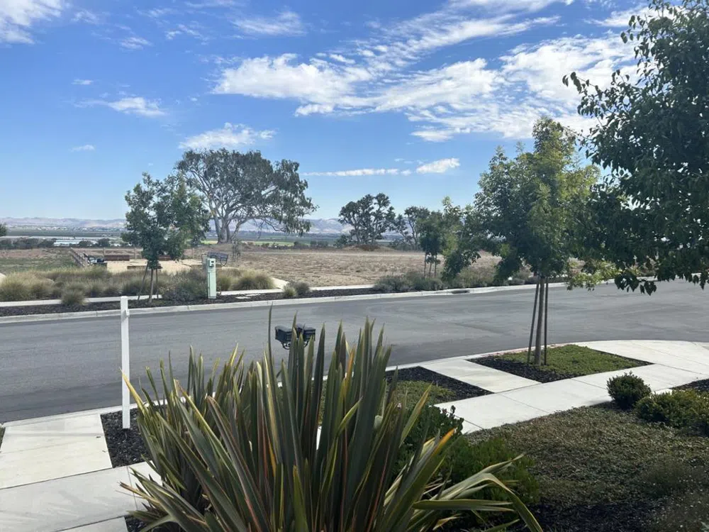 21572 Ord Ave. Marina, CA 93933