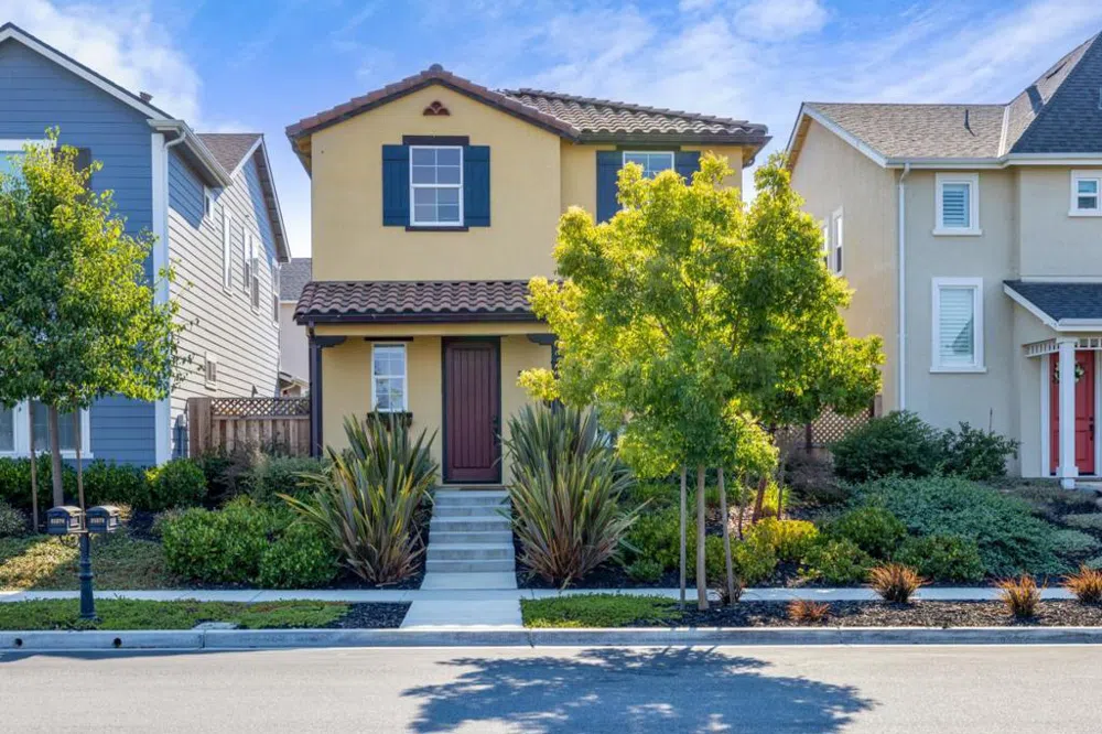21572 Ord Ave. Marina, CA 93933