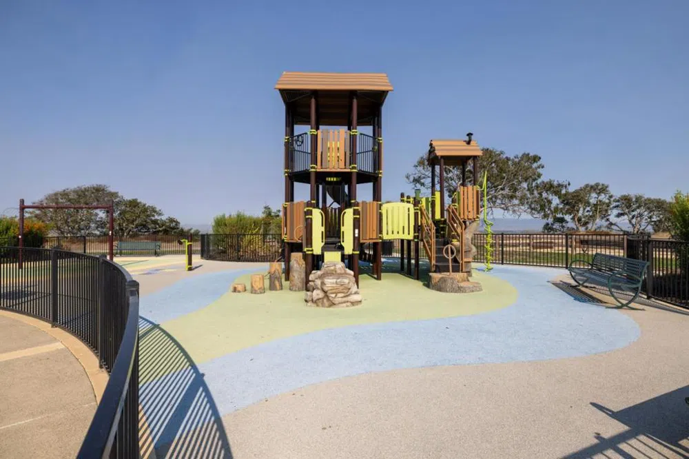 21572 Ord Ave. Marina, CA 93933