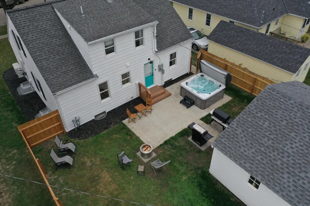 27 Division Street #airbb Clara City, MN 56222