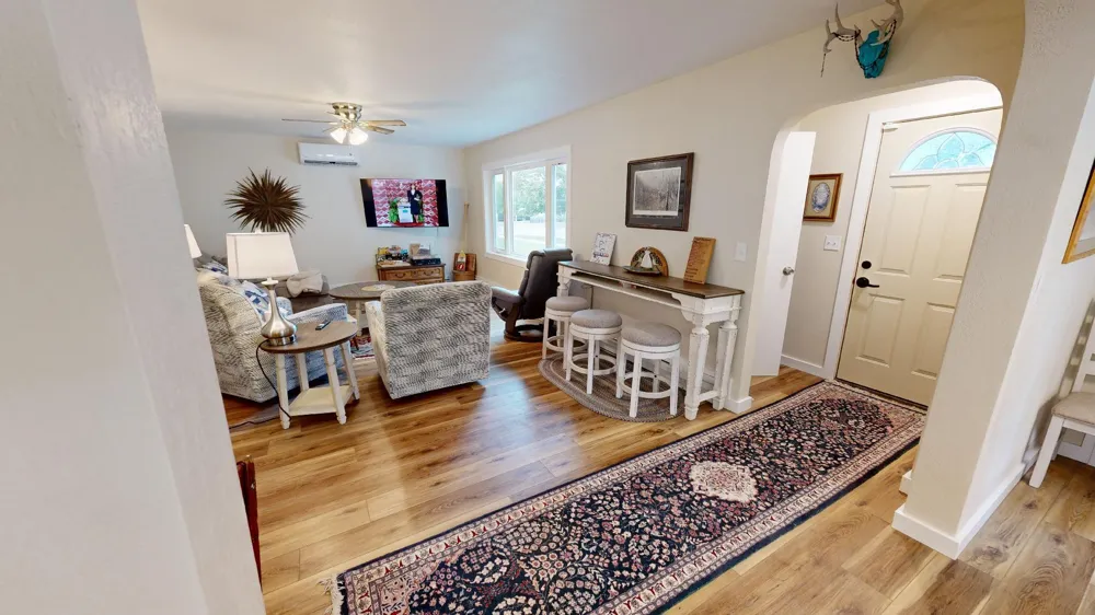 27 Division Street #airbb Clara City, MN 56222