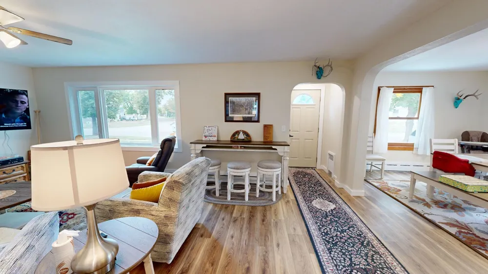 27 Division Street #airbb Clara City, MN 56222