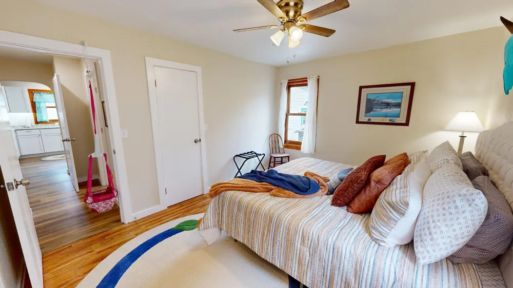 27 Division Street #airbb Clara City, MN 56222