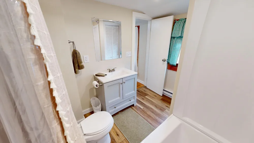 27 Division Street #airbb Clara City, MN 56222