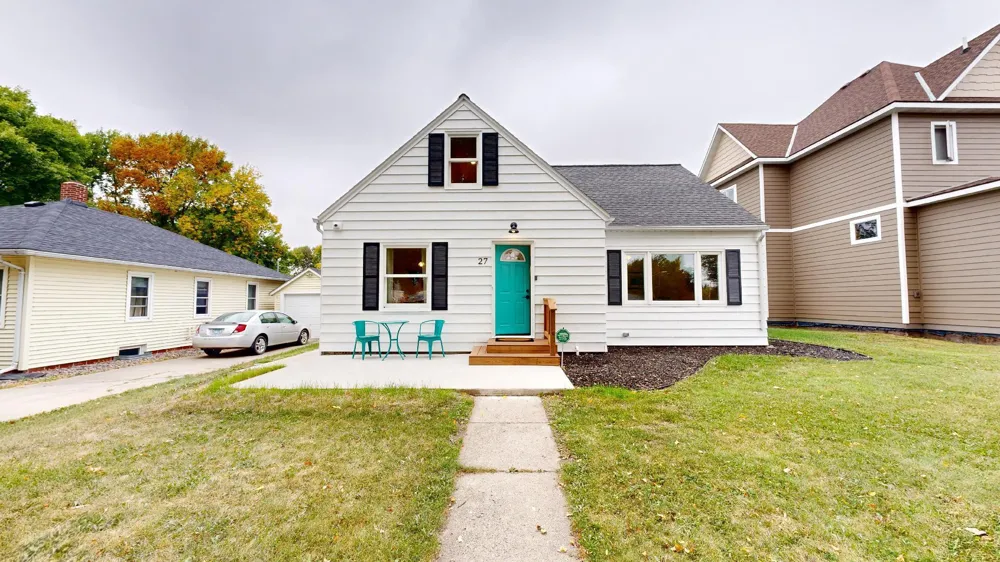 27 Division Street #airbb Clara City, MN 56222