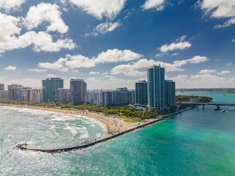10295 Collins Ave #1605