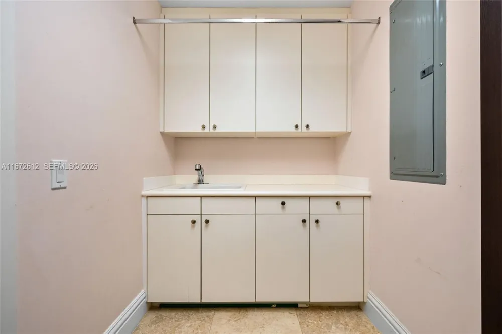 10295 Collins Ave #1605 Bal Harbour, FL 33154