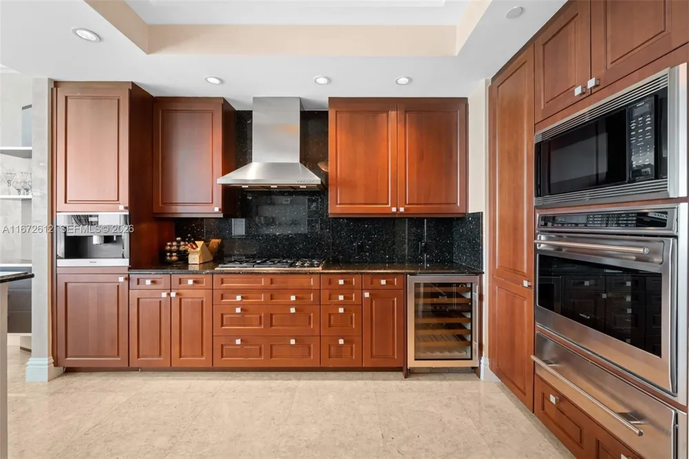 10295 Collins Ave #1605 Bal Harbour, FL 33154