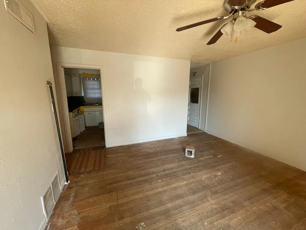 1205 Ave M Ralls, TX 79357