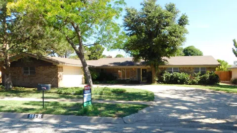 905 E Ivy Avenue