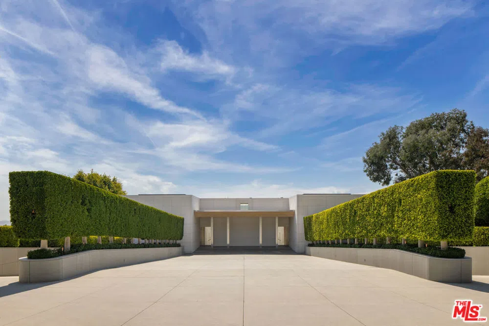 1261 Angelo Drive Beverly Hills, CA 90210