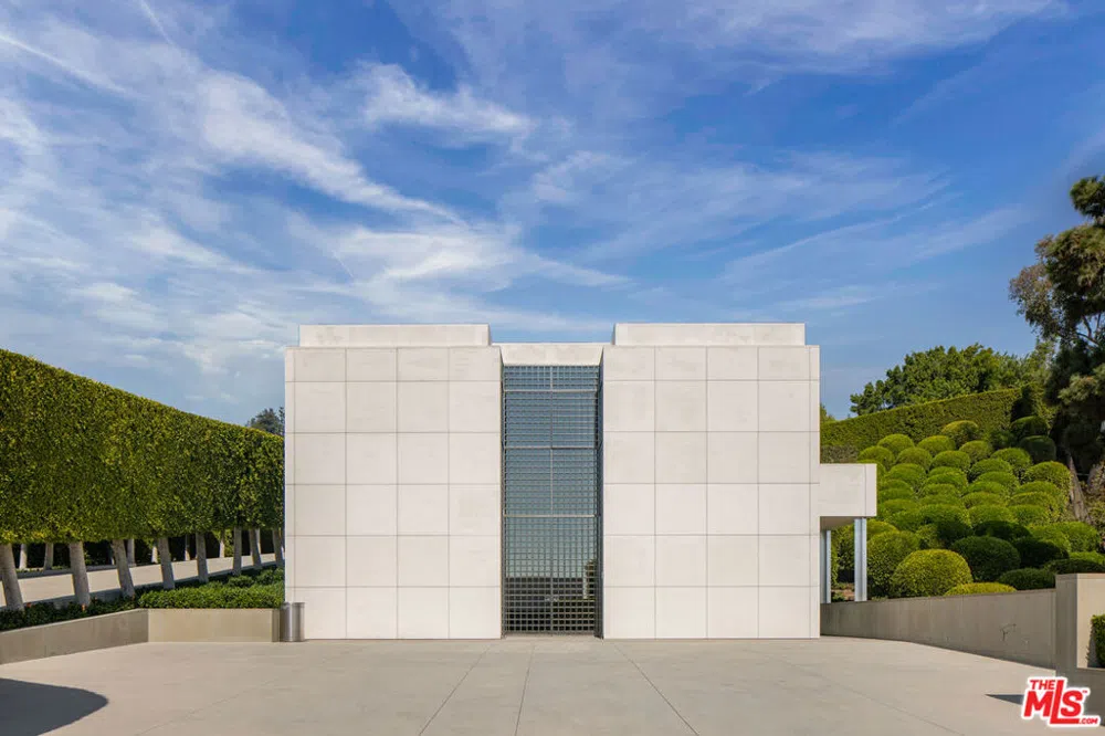 1261 Angelo Drive Beverly Hills, CA 90210