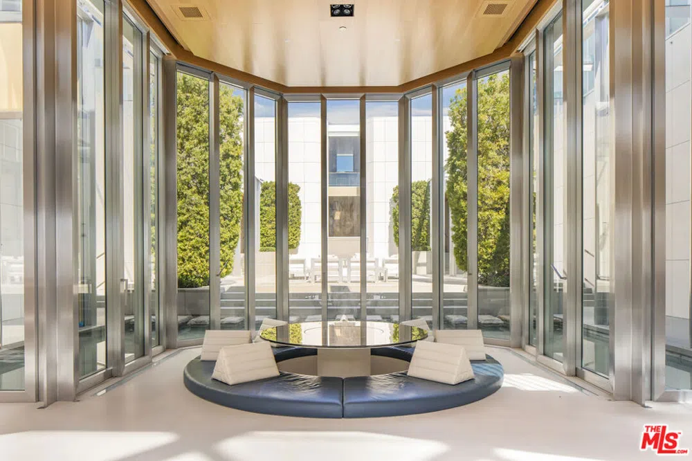 1261 Angelo Drive Beverly Hills, CA 90210