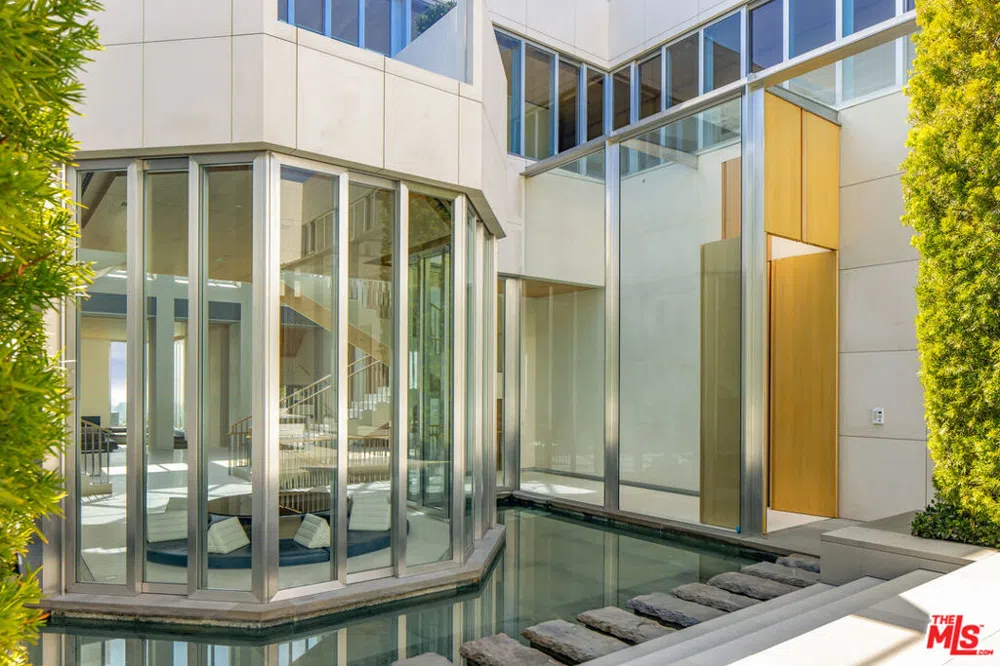 1261 Angelo Drive Beverly Hills, CA 90210