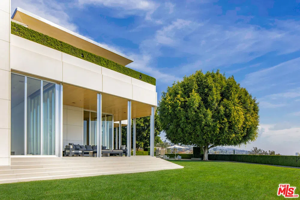1261 Angelo Drive Beverly Hills, CA 90210