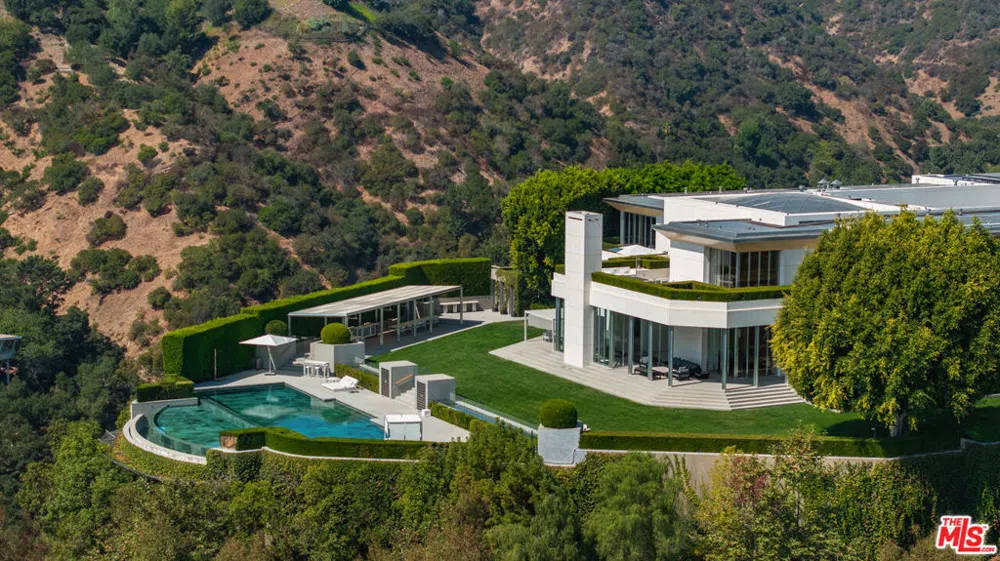 1261 Angelo Drive Beverly Hills, CA 90210