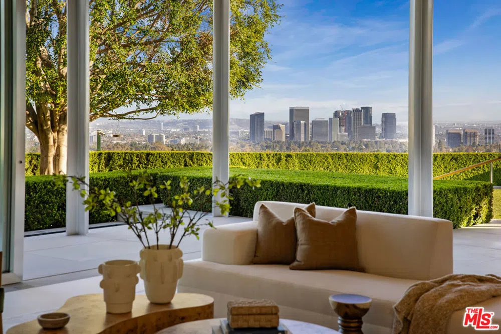 1261 Angelo Drive Beverly Hills, CA 90210