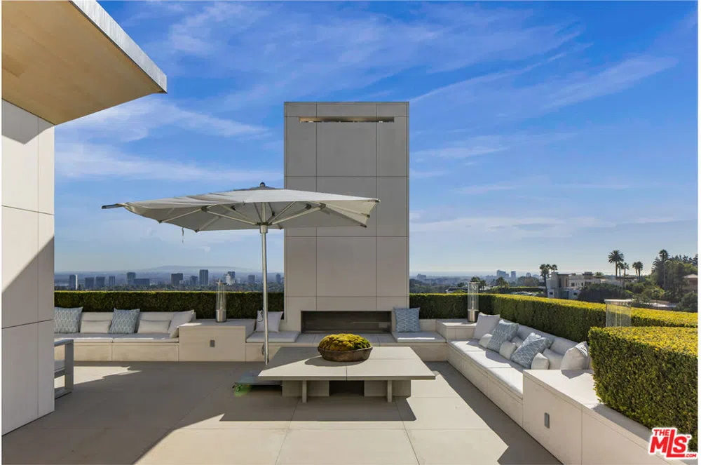 1261 Angelo Drive Beverly Hills, CA 90210